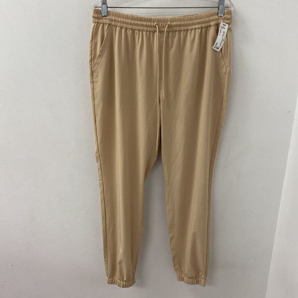 this is the constant WOMEN'S PANTS camel L