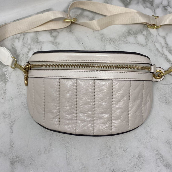 COACH WOMEN'S BAG ivory