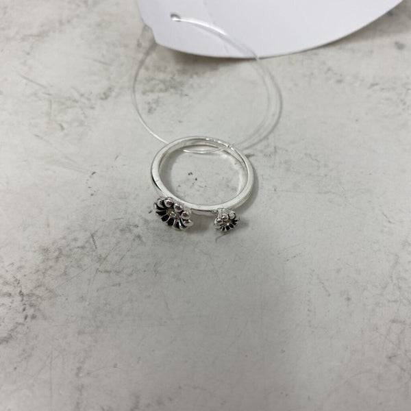 WOMEN'S RING silver 8.75