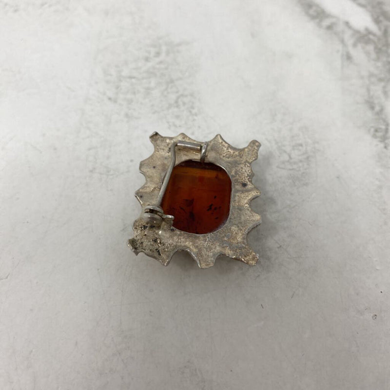 WOMEN'S BROOCH silver amber