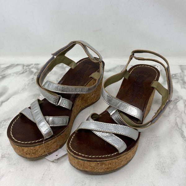 FLY LONDON WOMEN'S SANDALS silver 38