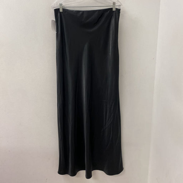paper moon WOMEN'S SKIRT black L
