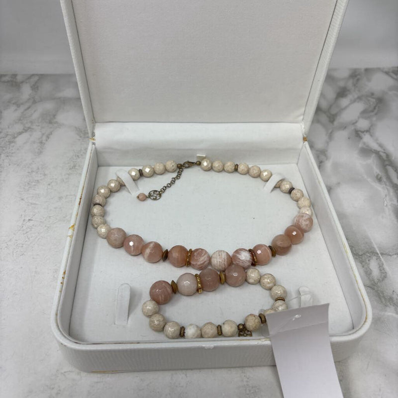 WOMEN'S JEWELRY SET pink cream