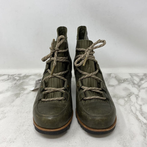SOREL WOMEN'S BOOTS green 8