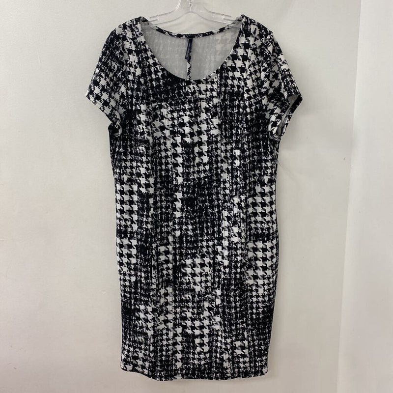 WOMEN'S PLUS DRESS black white houndstooth 3X