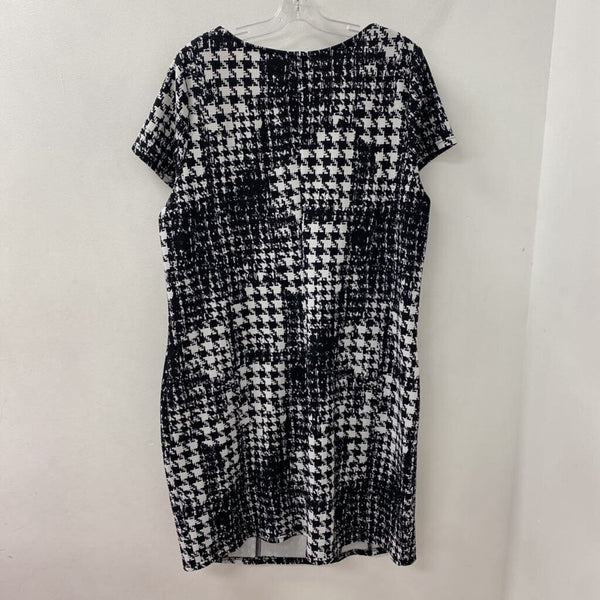 WOMEN'S PLUS DRESS black white houndstooth 3X