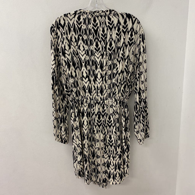 GAP WOMEN'S DRESS black white XS