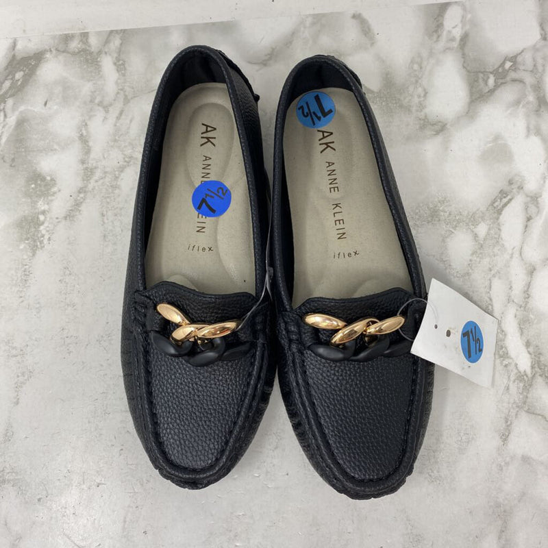 ANNE KLEIN WOMEN'S FLATS black 7.5
