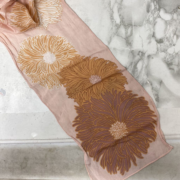 WOMEN'S SCARF/SHAWL white pink beige