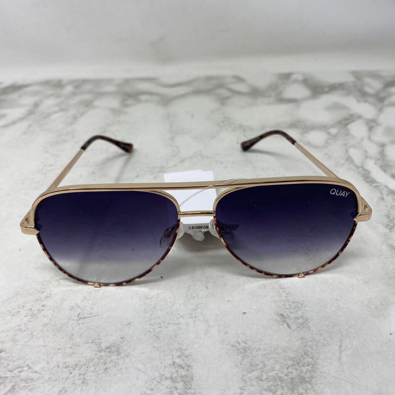 QUAY WOMEN'S SUNGLASSES gold