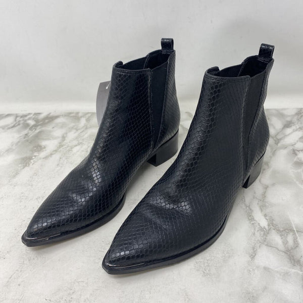 MARC FISHER WOMEN'S BOOTS black 6