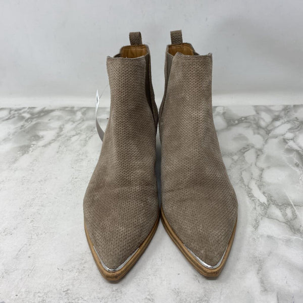 MARC FISHER WOMEN'S BOOTS beige 6