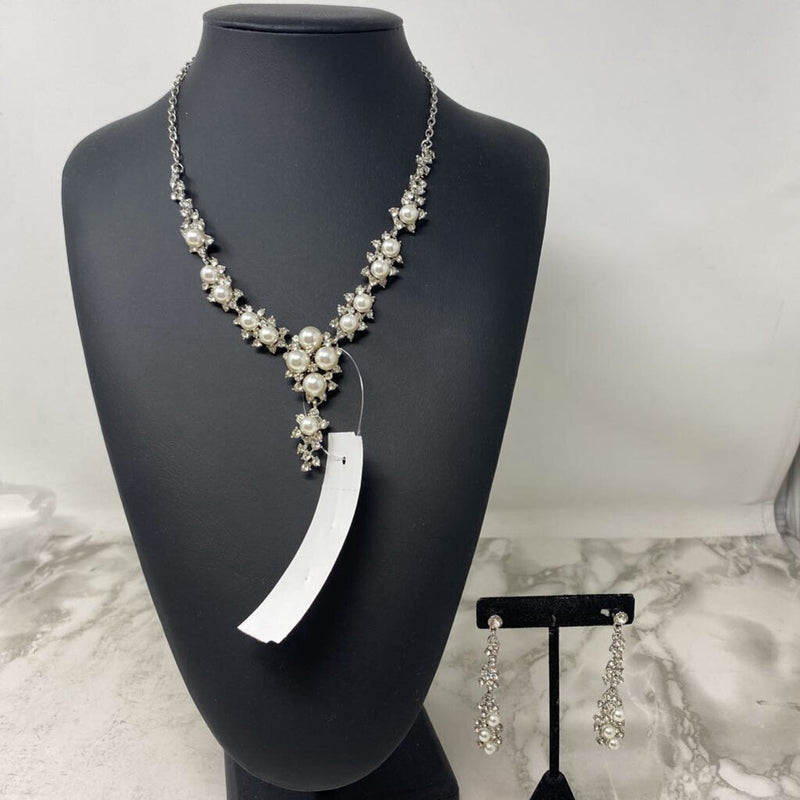 WOMEN'S JEWELRY SET silver