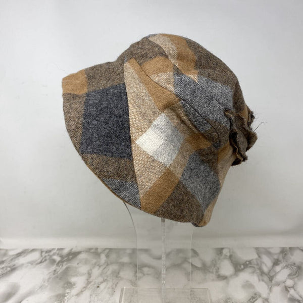 WOMEN'S HAT camel grey plaid