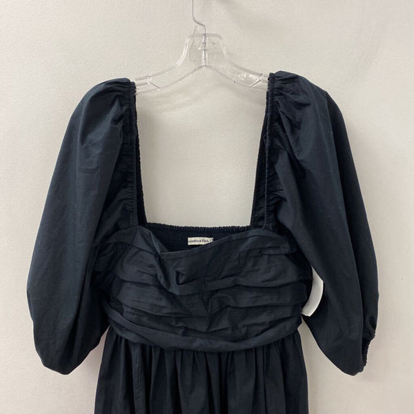 ABERCROMBIE & FITCH WOMEN'S DRESS black MT