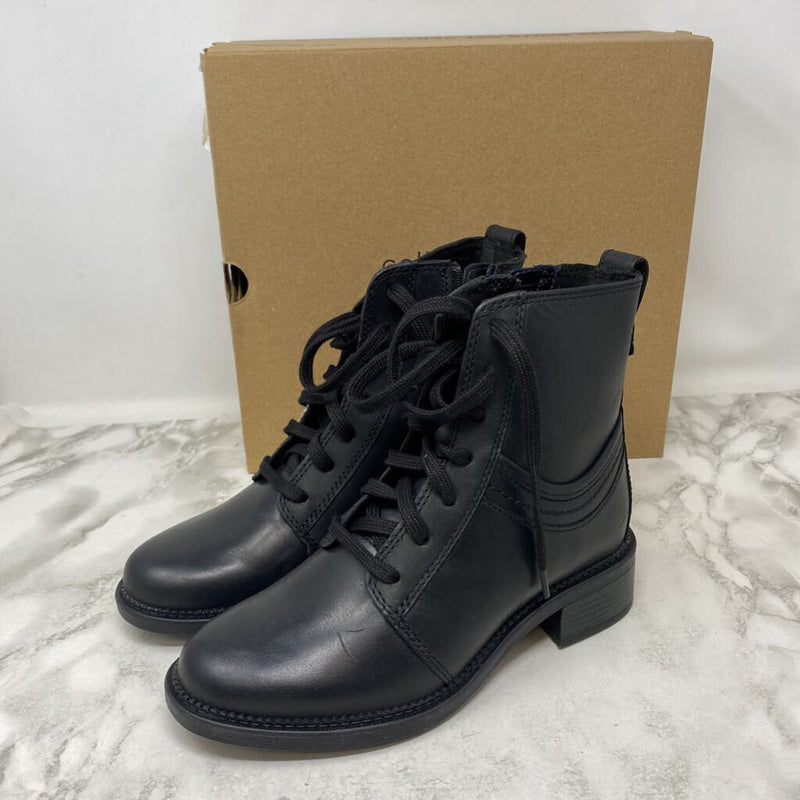 CLARKS WOMEN'S BOOTS black 6