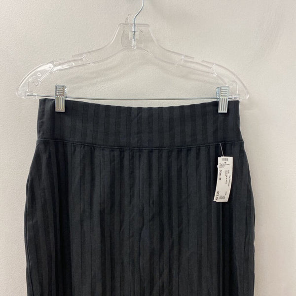 AERIE WOMEN'S SKIRT black M