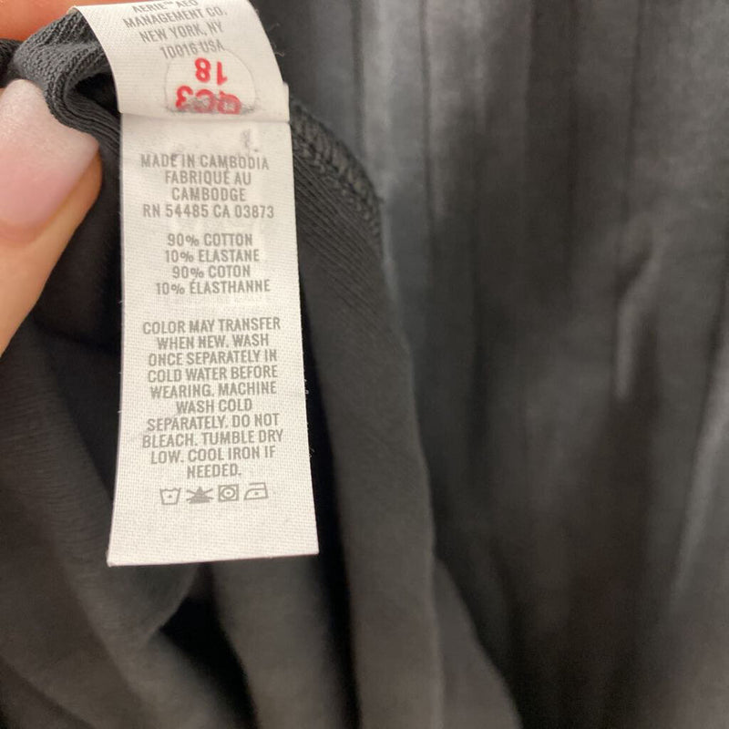 AERIE WOMEN'S SKIRT black M