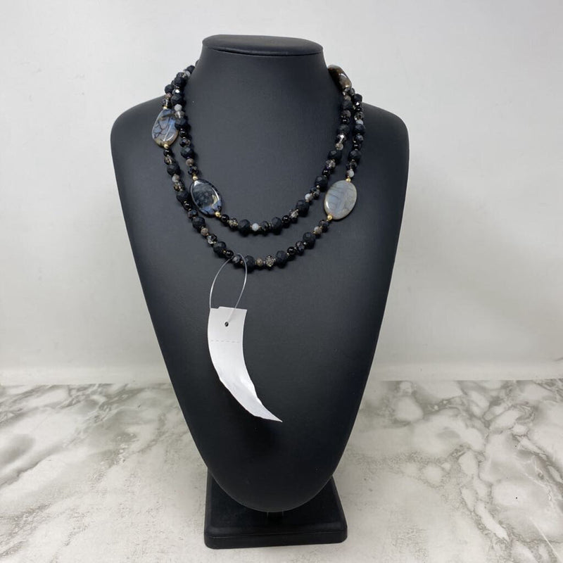 WOMEN'S NECKLACE black grey cream
