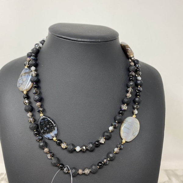 WOMEN'S NECKLACE black grey cream