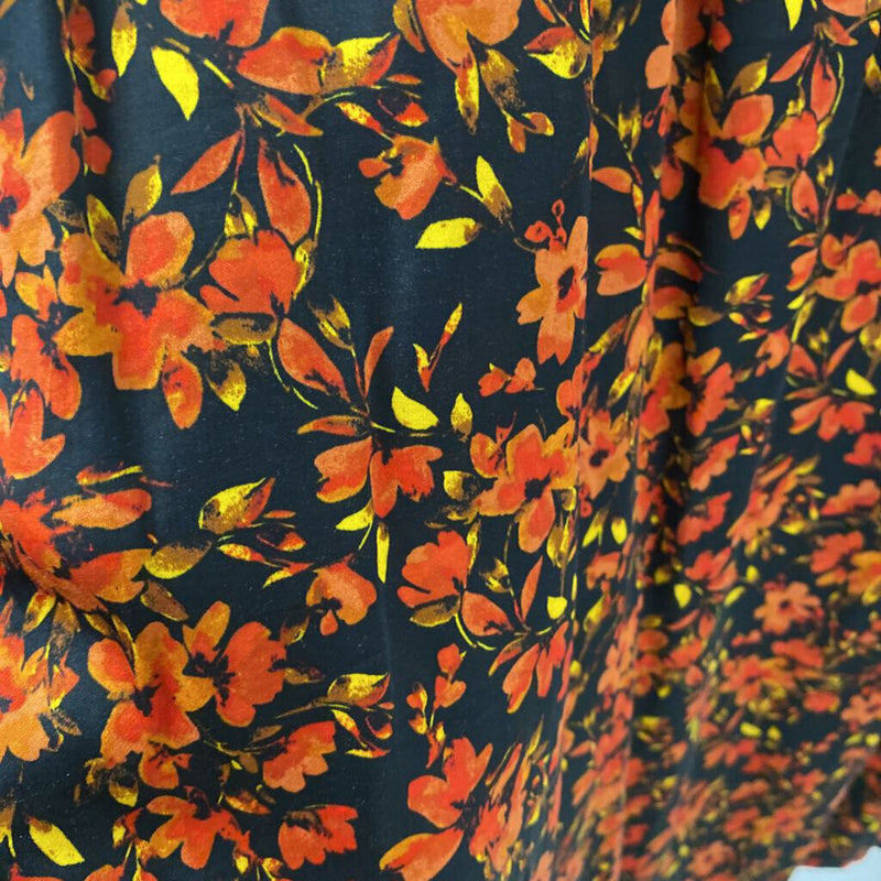 GAP WOMEN'S SKIRT black orange mix L