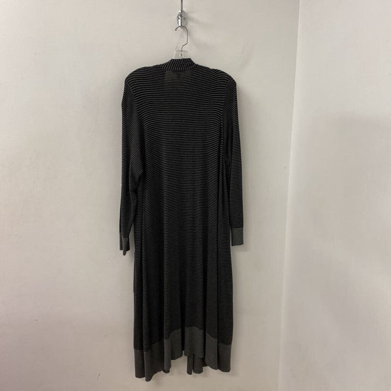 EILEEN FISHER WOMEN'S PLUS TOP grey black 1X