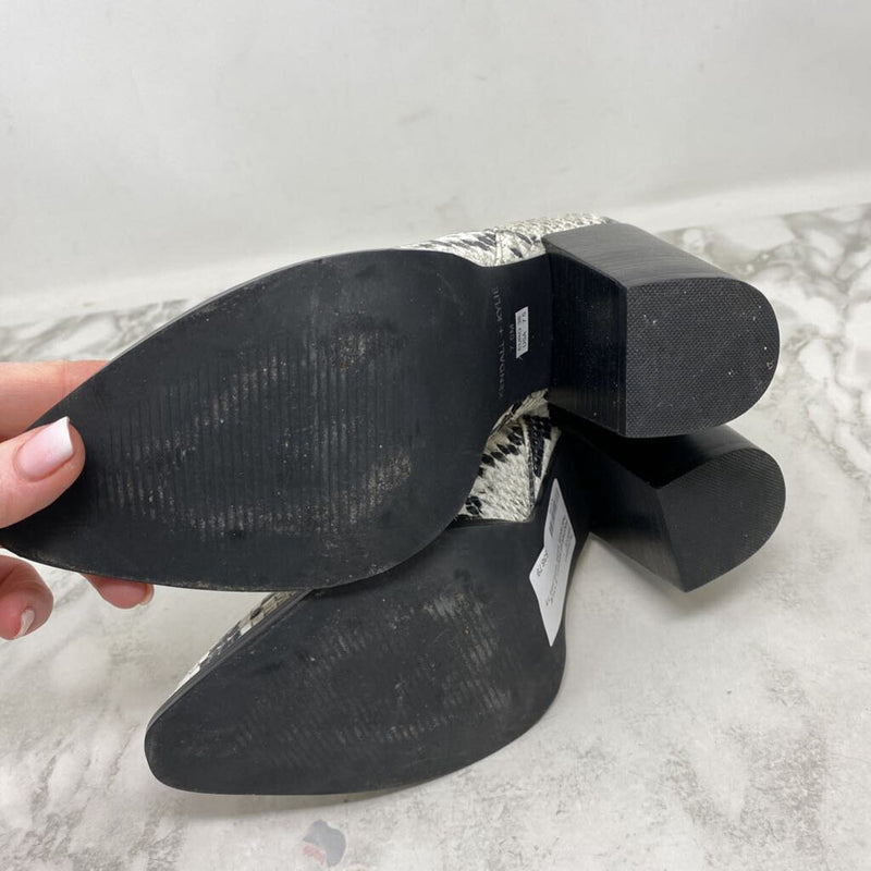 KENDALL & KYLIE WOMEN'S FOOTWEAR reptile print 7.5
