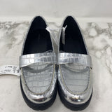 OLD NAVY WOMEN'S FLATS silver 7