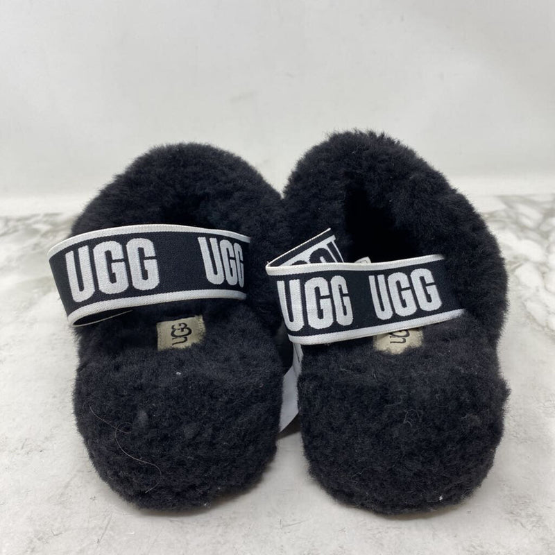 UGG WOMEN'S FLATS black 5