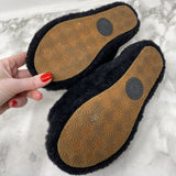 UGG WOMEN'S FLATS black 5