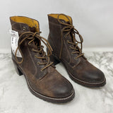 FRYE WOMEN'S BOOTS brown 9