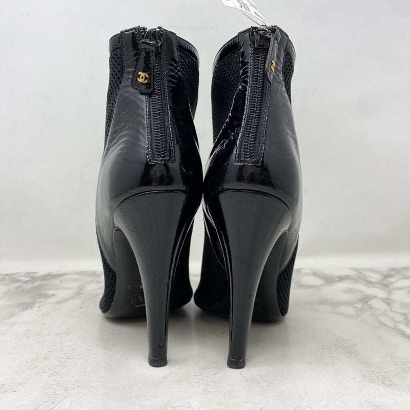 CHANEL WOMEN'S HEELS black gold 40