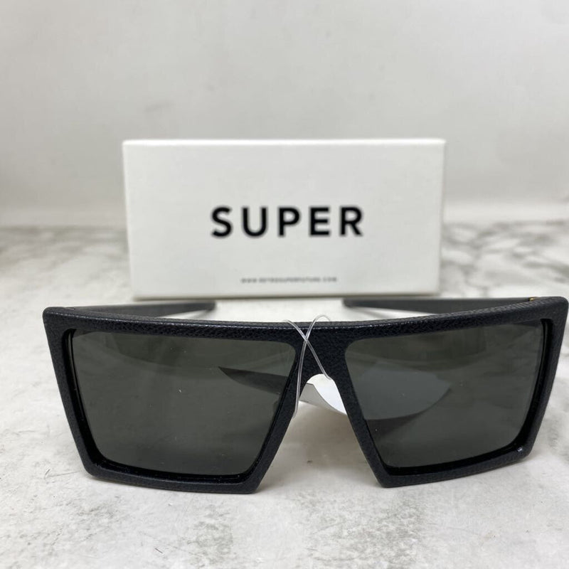 RETROSUPERFUTURE WOMEN'S SUNGLASSES black