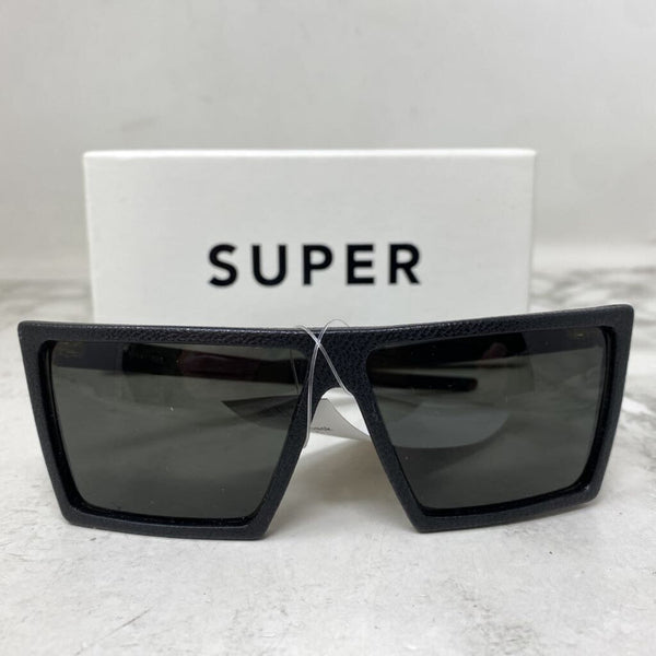 RETROSUPERFUTURE WOMEN'S SUNGLASSES black