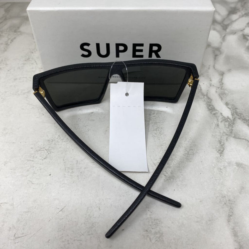 RETROSUPERFUTURE WOMEN'S SUNGLASSES black