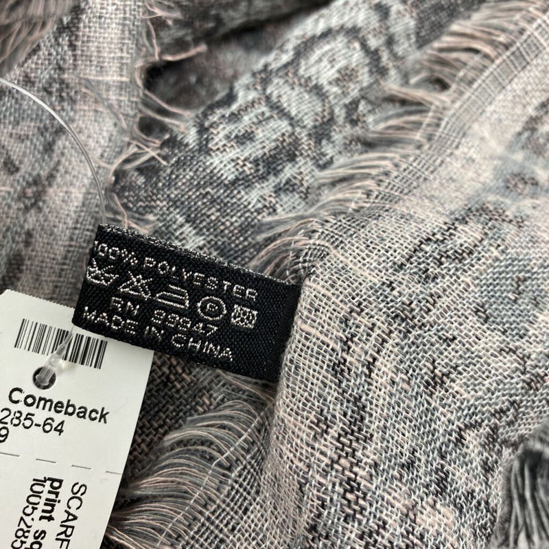 LE LUXE COLLECTION WOMEN'S SCARF/SHAWL grey blue pink