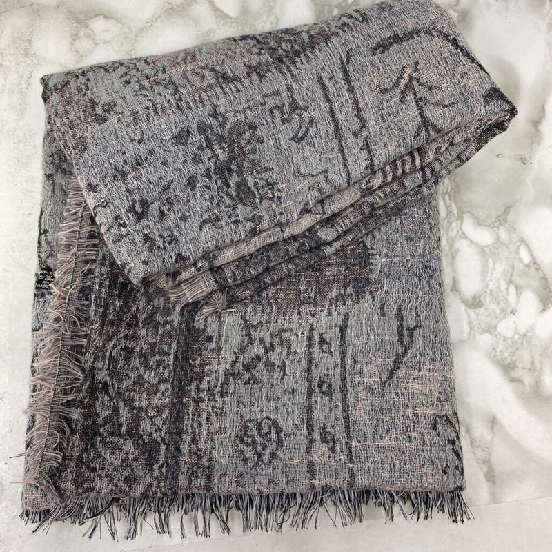 LE LUXE COLLECTION WOMEN'S SCARF/SHAWL grey blue pink