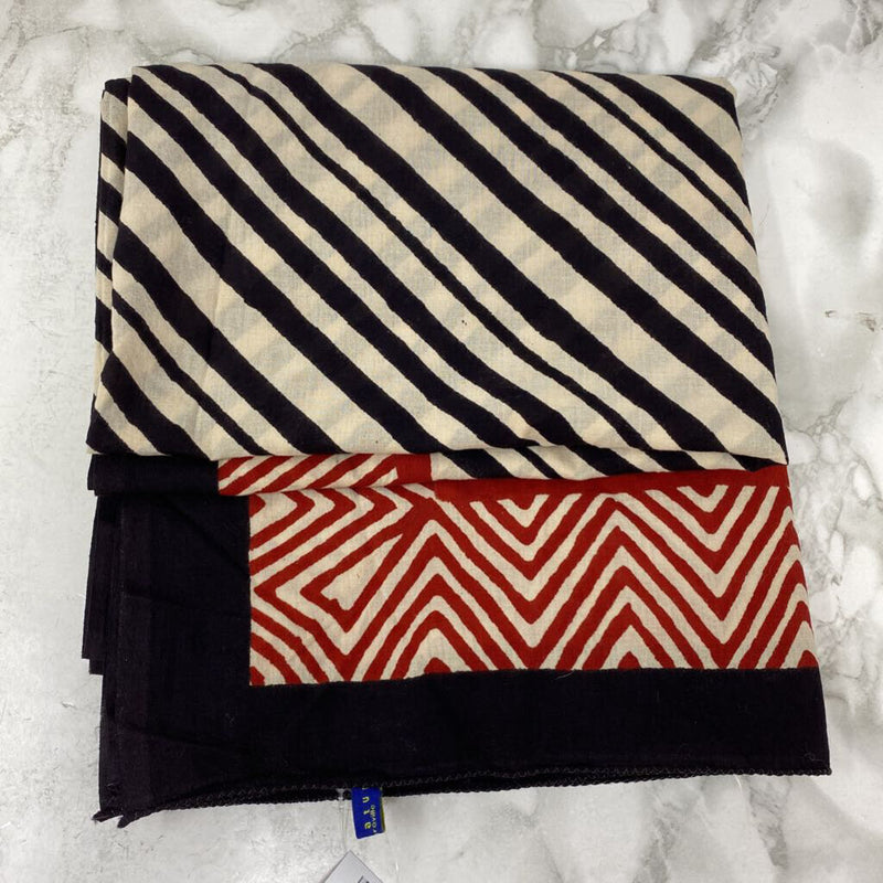 Miniature Auroville WOMEN'S SCARF/SHAWL beige red black