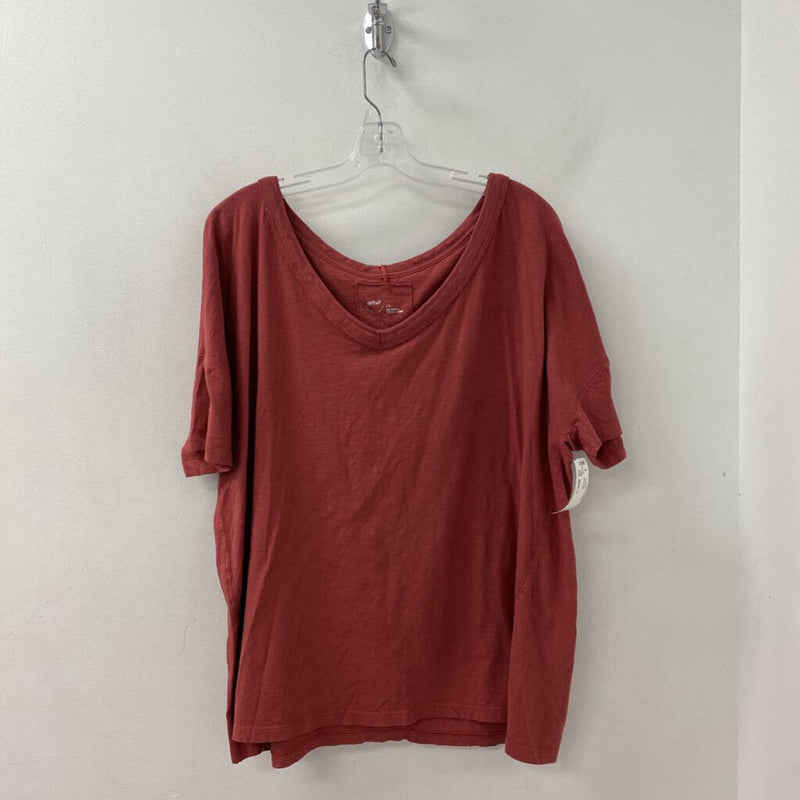 AERIE WOMEN'S T-SHIRT red L