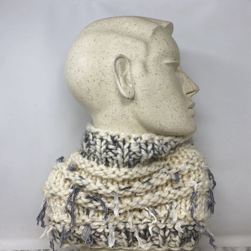 WOMEN'S SCARF/SHAWL white grey