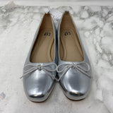 GAP WOMEN'S FLATS silver 7