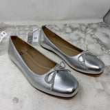 GAP WOMEN'S FLATS silver 7