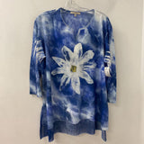 Jess & Jane WOMEN'S PLUS TOP blue white flower 1X
