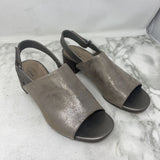 CLARKS WOMEN'S SANDALS silver beige 6.5