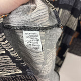HABITAT clothes to live in WOMEN'S BLOUSE/SHIRT black orange white print XS