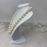 WOMEN'S NECKLACE white
